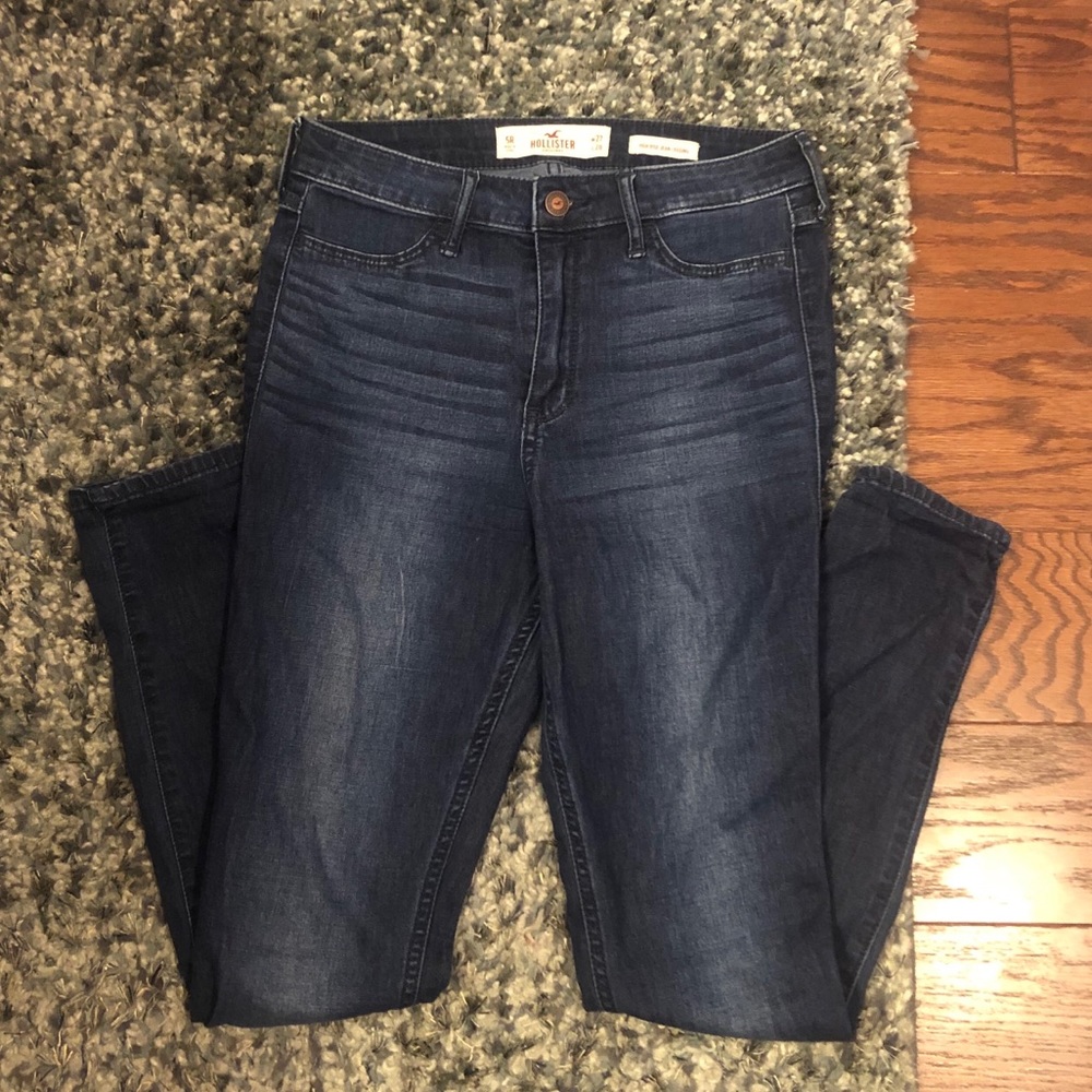 Dark Wash Hollister High Rise Jean Legging